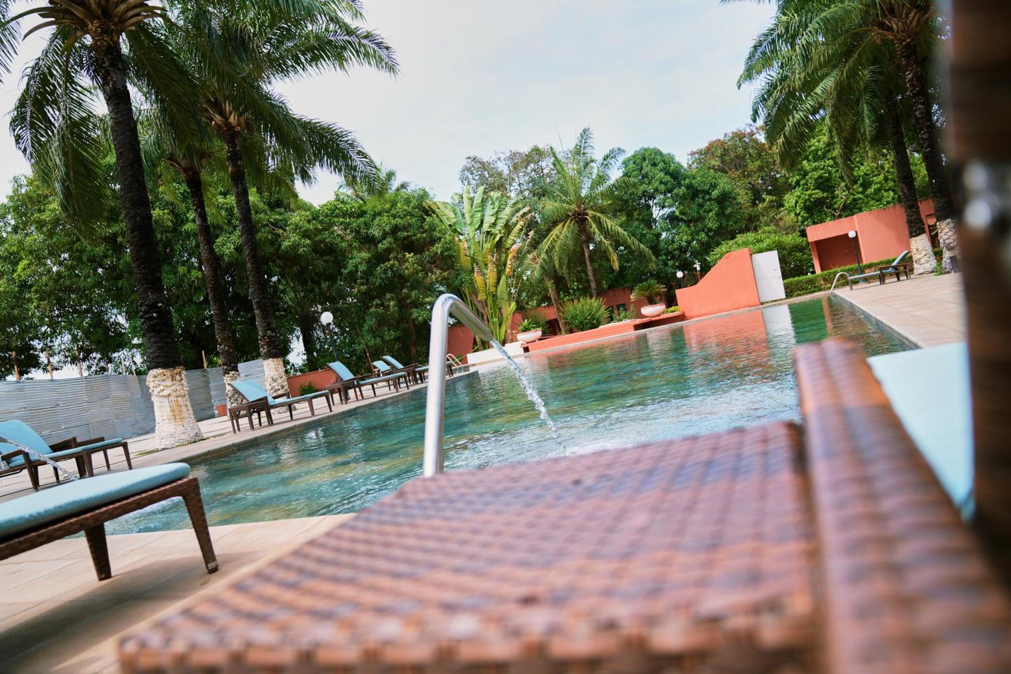Dunia Hôtel Bissau Exterior foto